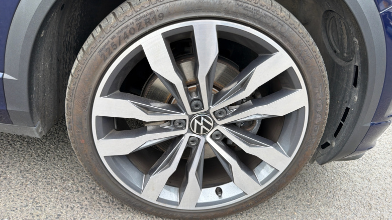 Volkswagen T-Roc 1.5 TSI EVO R-Line 5dr DSG Petrol Hatchback